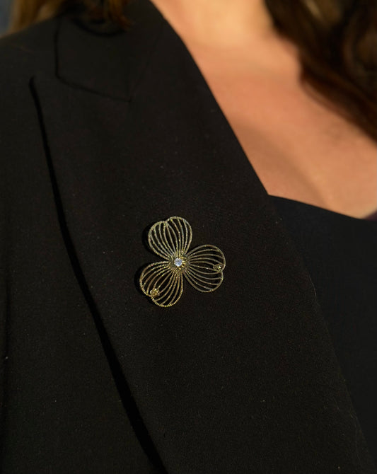 Broche NÉVA